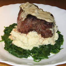 Peppered Steak Fillets With Creamy Bourbo Sauce