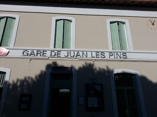 Juan les Pins Gare SNCF