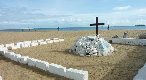 Igreja ao ar livre na Praia de Beira-Mar