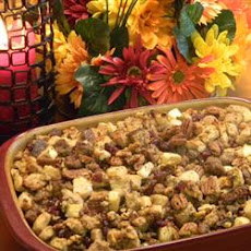 Sausage, Apple, and Cranberry Dressing