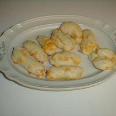 Rachel's Cheesy Pretzels
