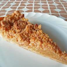 Whiskey-Apple Crumble Pie