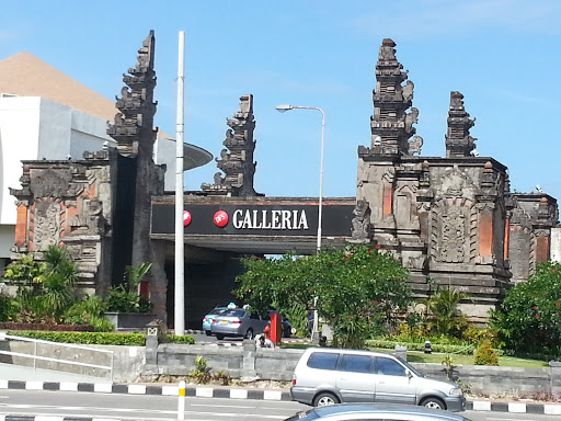Gerbang Utama Bali Galleria