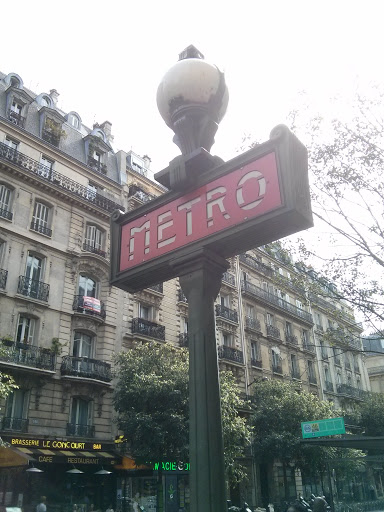 Metro Goncourt