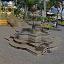 Fuente Del Parque Castillo