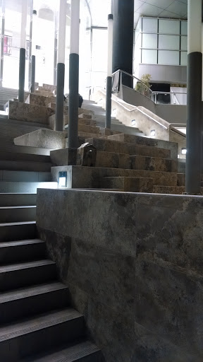 Escaleras Real Plaza Salaverry