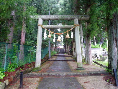 Higashiyama Hakusan-jinja Shrine (東山白山神社) entrance