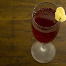 Drinking in Season: Pomegranate and Ginger Sparkler