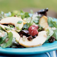 Peaches and Mixed Greens Salad