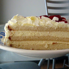 Cinnamon White Chocolate Cake