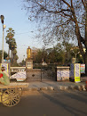 Dinkar Statue