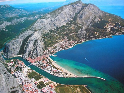 [Omis[2].jpg]
