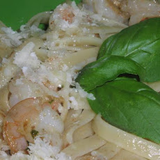Easy Shrimp Linguine With Basil-Garlic Butter