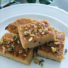 Mung Bean Cake With Coconut Milk