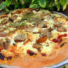 Mushroom-And-Goat Cheese Bechamel Pizza
