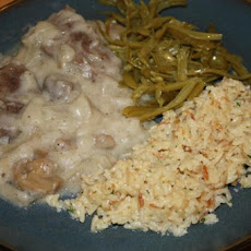 Swiss Steak With Mushrooms, Onions, & Gravy