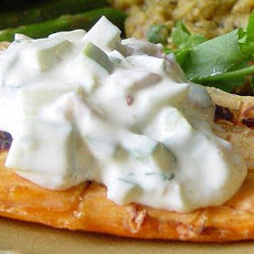 Broiled Salmon Fillets With a Spicy Sauce