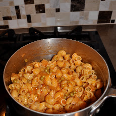 Grandma's macaroni and peas