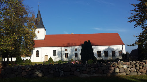 Kirche Sarnow