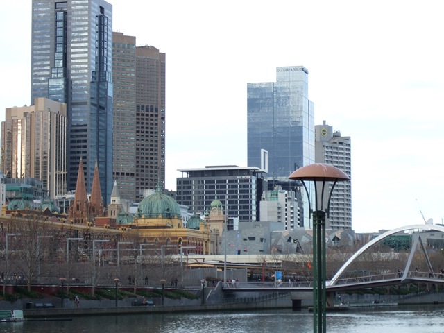 [2008_0806melbourne20071[2].jpg]