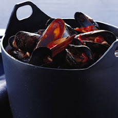 Mussels with Tomato Broth