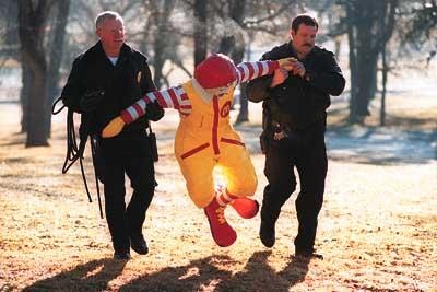 [ronald_mcdonald_arrested[2].jpg]