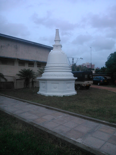 Stupa near Samayawardhana Book Shop