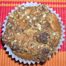 Apple-Cranberry-Crumble-Muffins