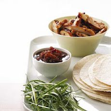 Peking-Style Chicken Wraps