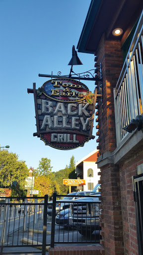 Tom & Earl's Back Alley Grill