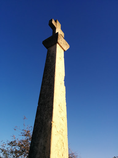 Croix Chemin De Valergues