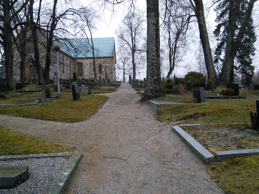 Kirkkonummi Church Cemetery
