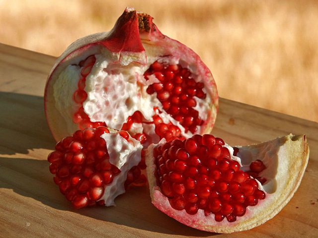 [Pomegranate5.jpg]