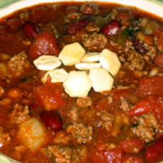 Frank's Spicy Alabama Onion Beer Chili