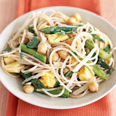 Brown Rice Pasta, Asparagus, and Eggs
