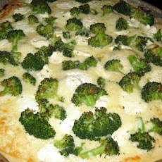 Four Cheese White Broccoli Pizza (Easy)