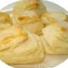 Flakey and Buttery Buttermilk Dinner Rolls