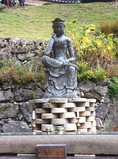 Cheongryangsa Buddha