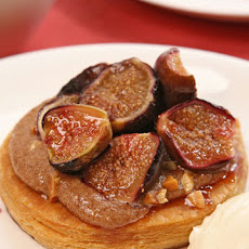 Warm Fig Tart with Cinnamon-Almond Cream and Port Reduction