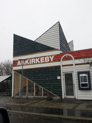 Aakirkeby Central