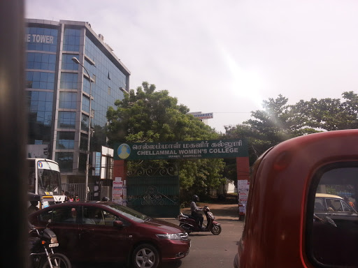 Chellammal Womens College Entrance