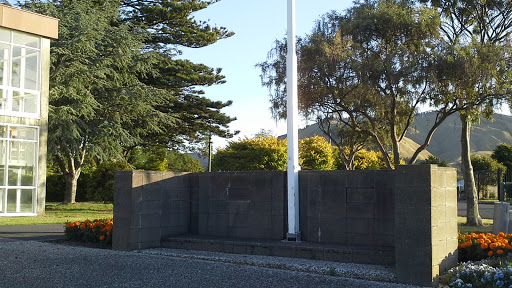 Waikanae War Memorial Wall