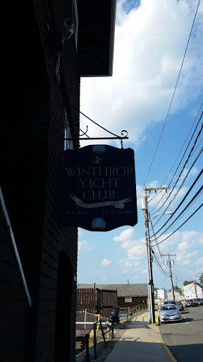 Winthrop Yacht Club