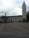 Santo Domingo Plaza