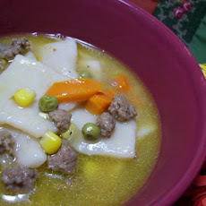 Seasoned Ground Beef and Dumplings With Veggies