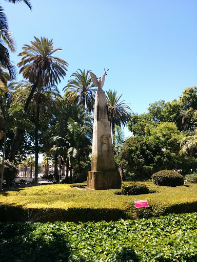 Monumento a Salvador Rueda, Ma