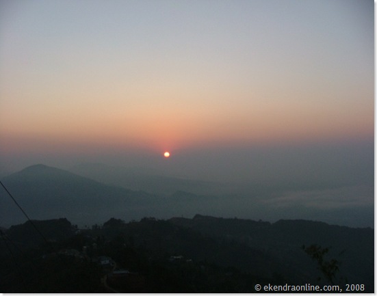 rising sun over Pokhara as seen from Sarangkot, © ekendraonline.com, 2008