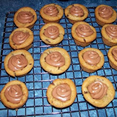Chocolate Cream Cheese Filled Cookie Cups