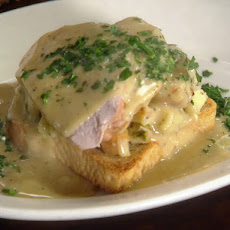 Diner-Style Hot Turkey Sandwiches