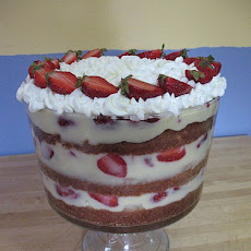 Amaretto Strawberry Trifle